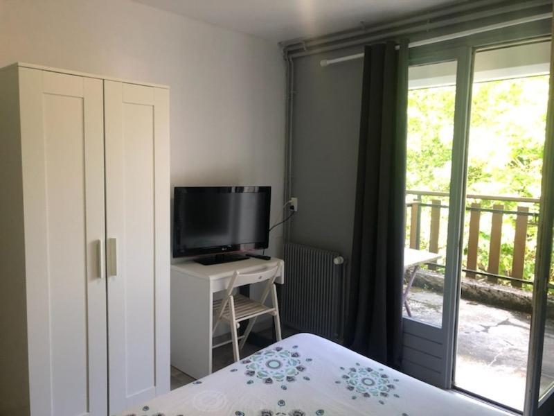 Hotel Bon Accueil 奥约纳科斯 外观 照片