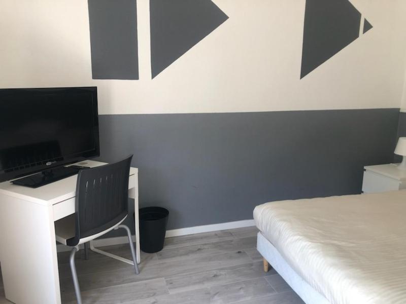 Hotel Bon Accueil 奥约纳科斯 外观 照片