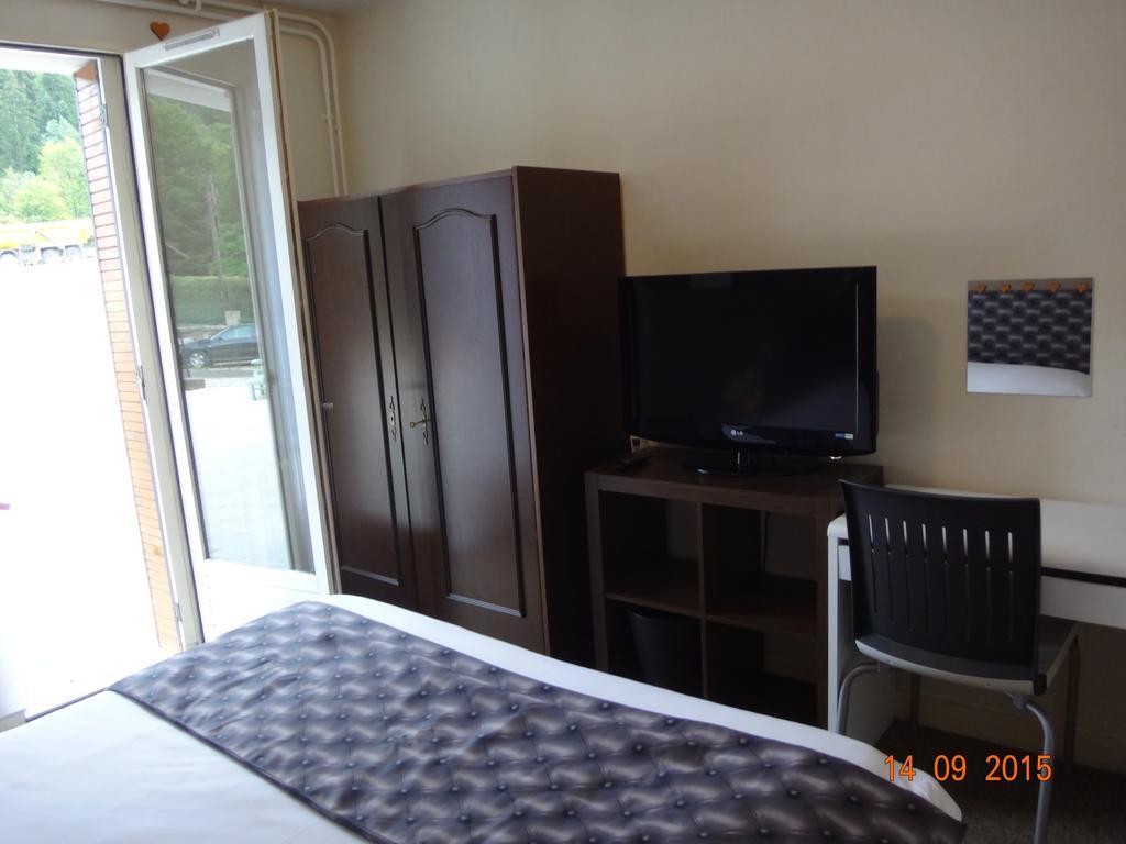 Hotel Bon Accueil 奥约纳科斯 客房 照片